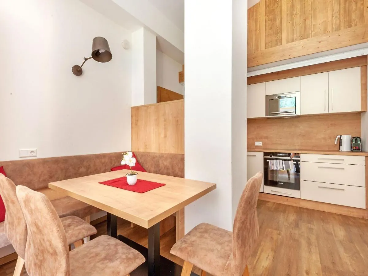 Gorgeous Apartment In Saalbach With Sauna Near Ski Slopes Зальбах-Хинтерглемм