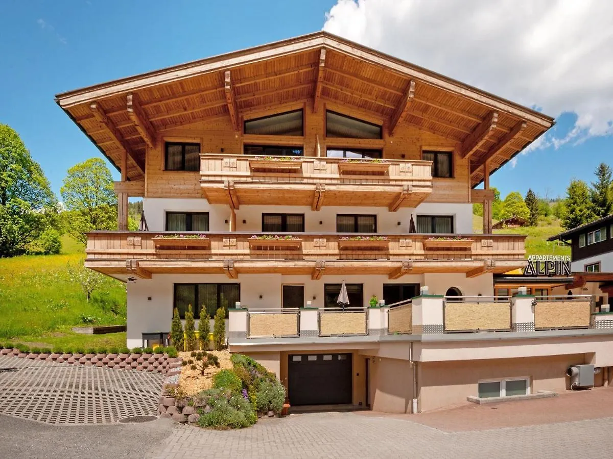 Gorgeous Apartment In Saalbach With Sauna Near Ski Slopes  Зальбах-Хинтерглемм