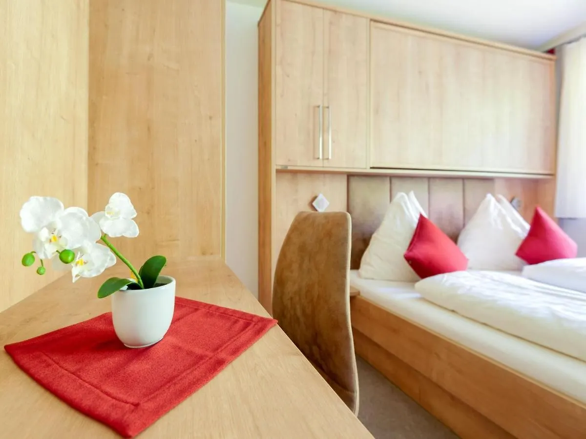 Gorgeous Apartment In Saalbach With Sauna Near Ski Slopes Австрия